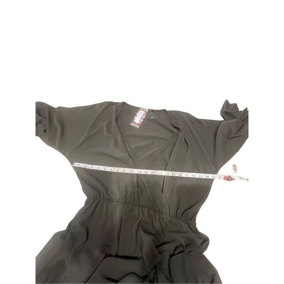 Boohoo Khaki Green Ruffle Sleeve Wrap Dress Sz 14 NWT - Picture 3 of 8